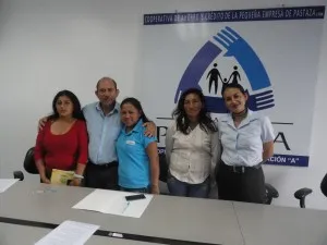 CACPE Pastaza y la Asociación de Recicladores “El sol sale para todos” firman convenio