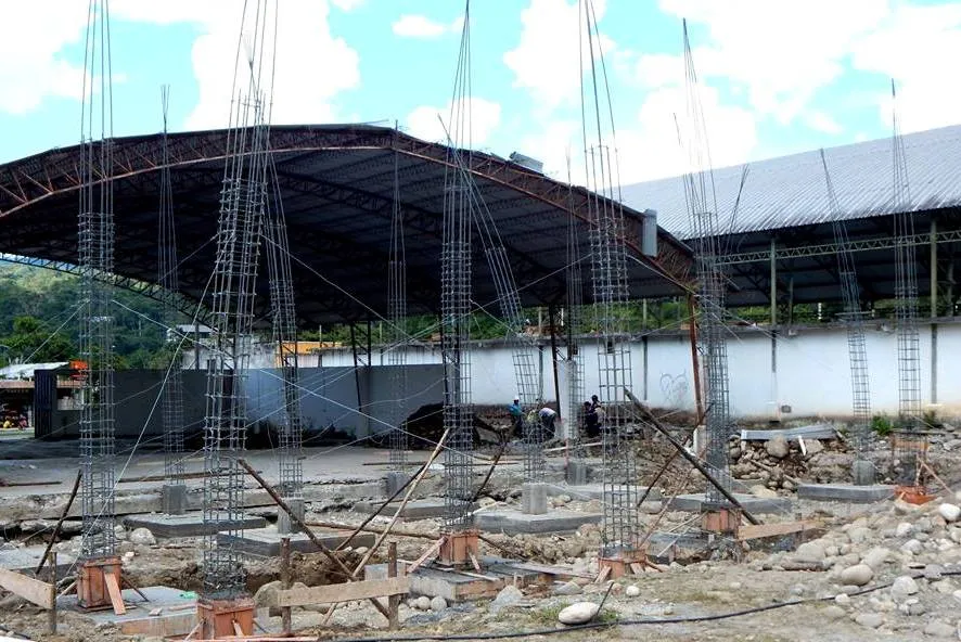 El espacio donde se está construyendo el nuevo mercado de Santa Clara