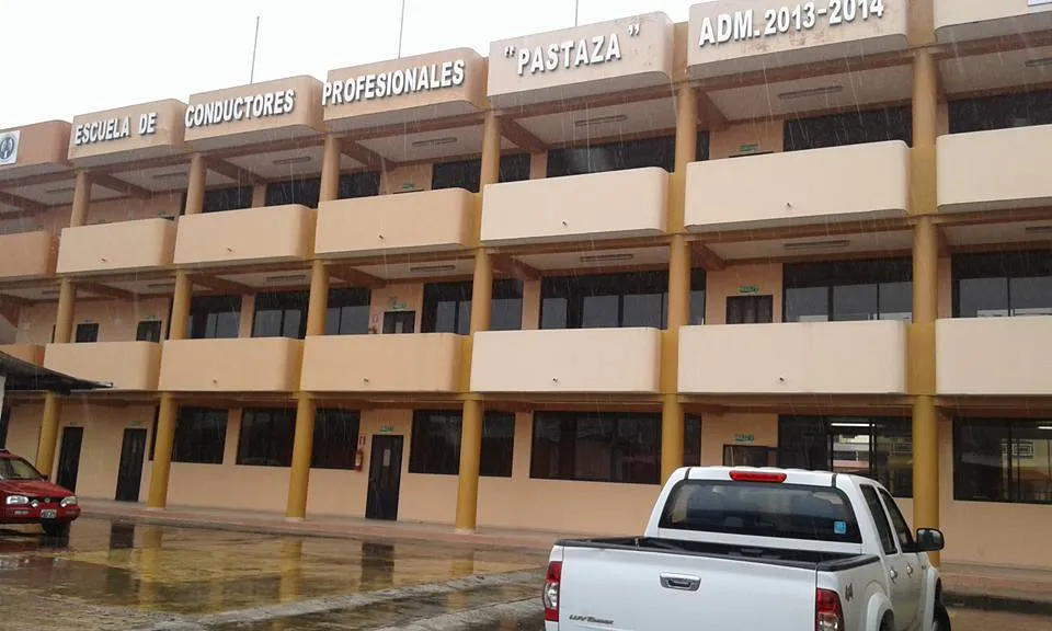 Escuela donde funcionan las modernas aulas para los nuevos choferes del sindicato