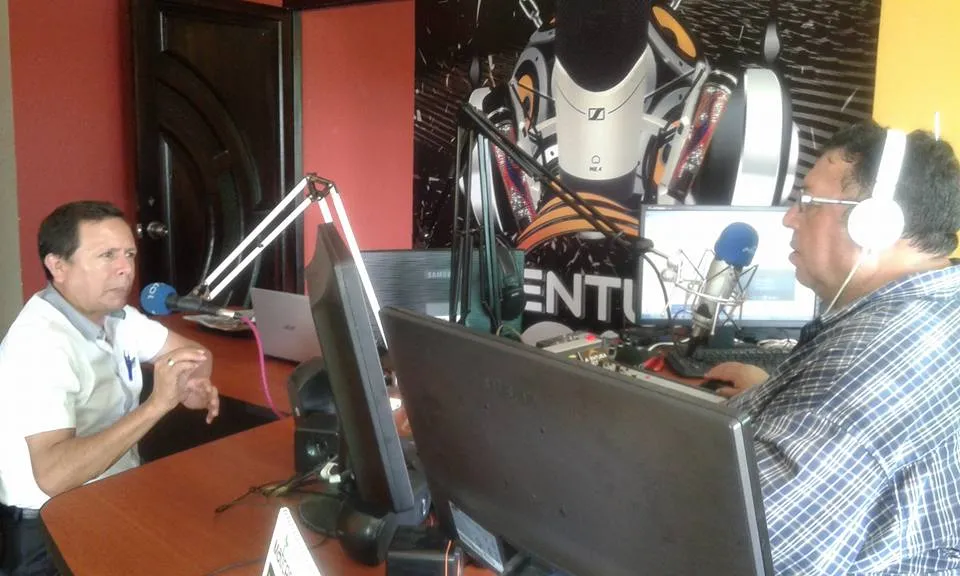 Diálogo en Radio Aventura 107.1 FM en el noticiero Al Medio Día