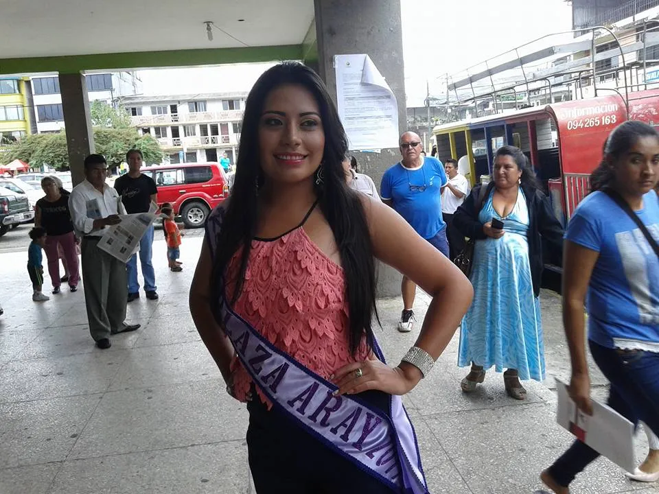LISETH PORRAS CANDIDATA A REINA DE PUYO
