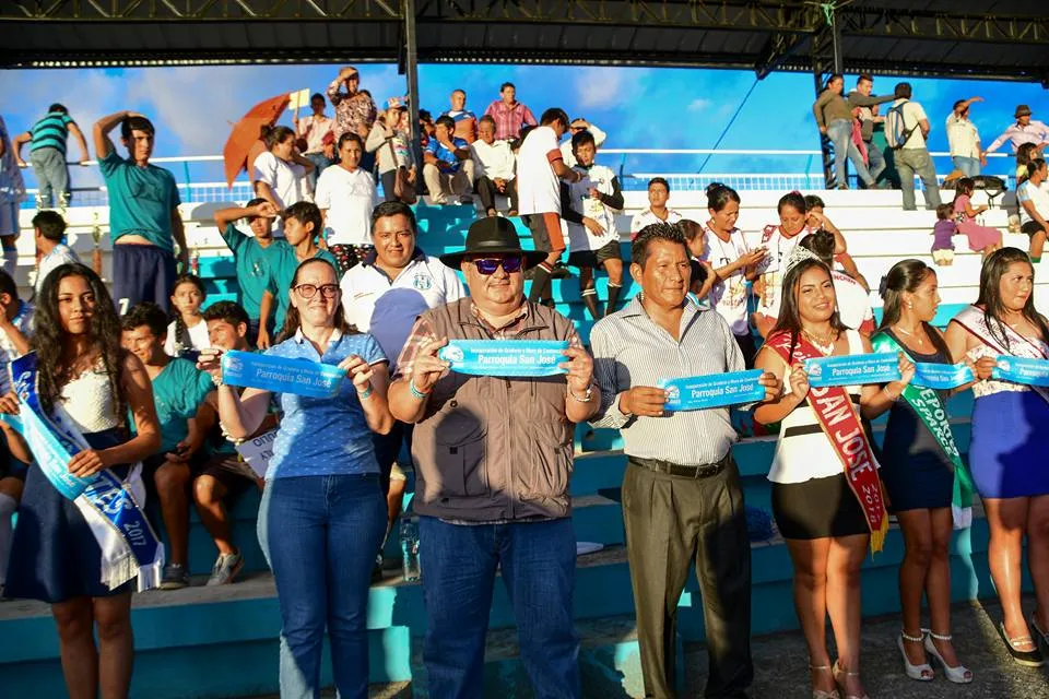 MOMENTOS DE LA INAUGURACIÓN EN SAN JOSÉ