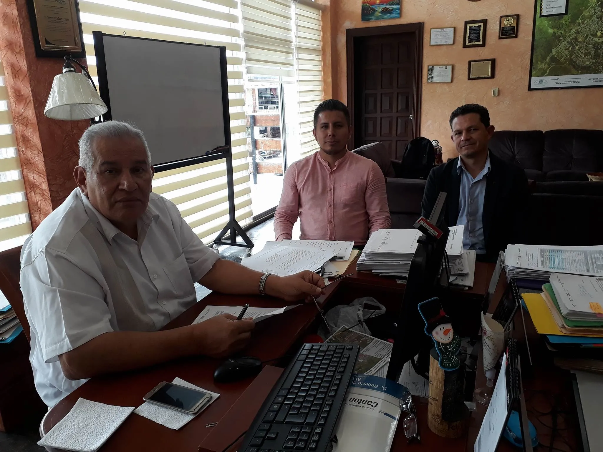 AME BRINDA SOPORTE TÉCNICO A LA TRANSCOMUNIDAD EP