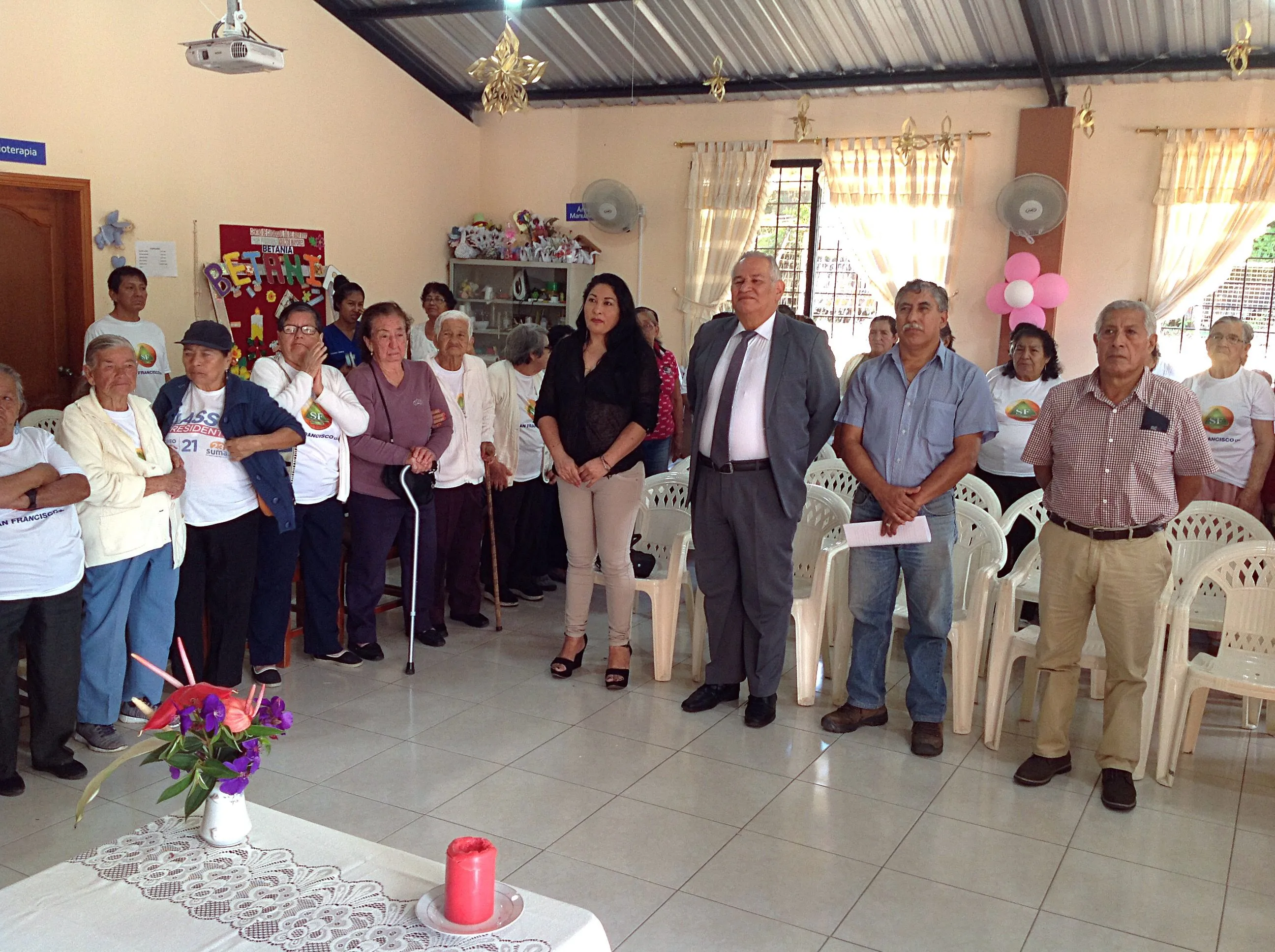 EL ALCALDE DEL CANTÓN PASTAZA VISITÓ EL CENTRO BETANIA
