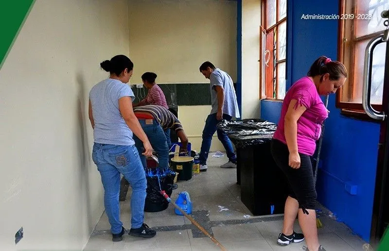 PERSONAL DEL SEROTP ARREGLAN SUS OFICINAS